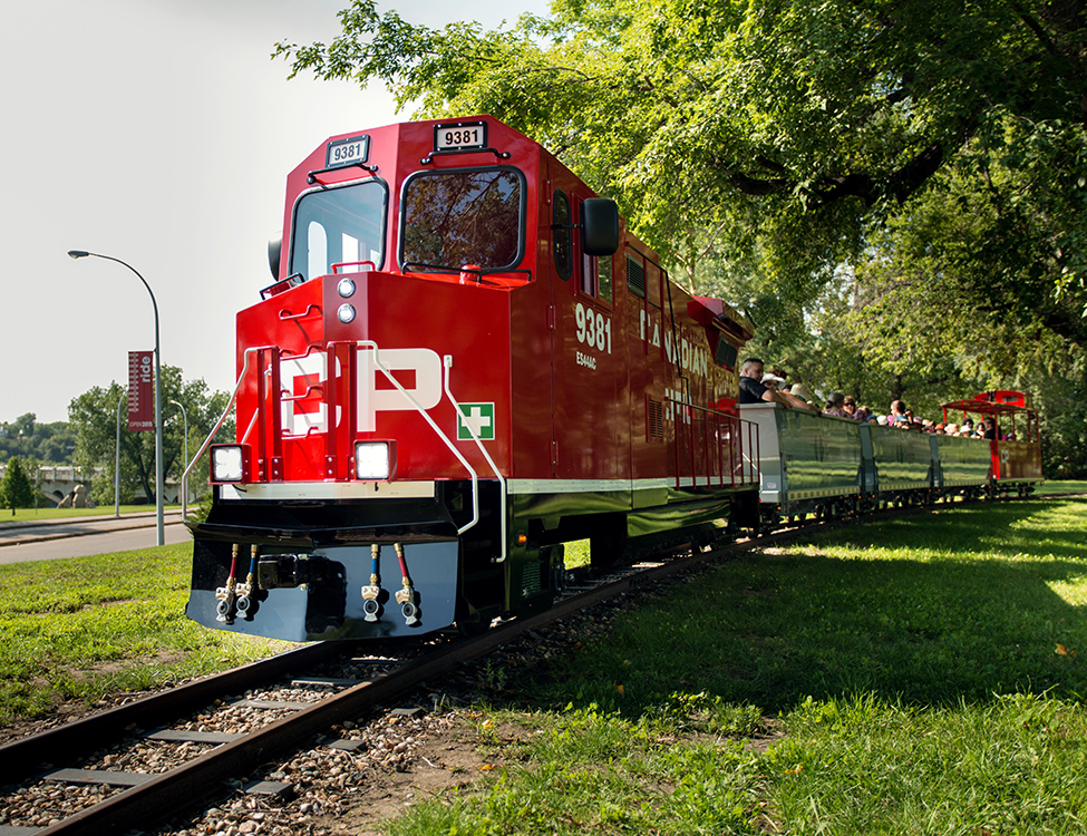 Image 1 Canpotex Train